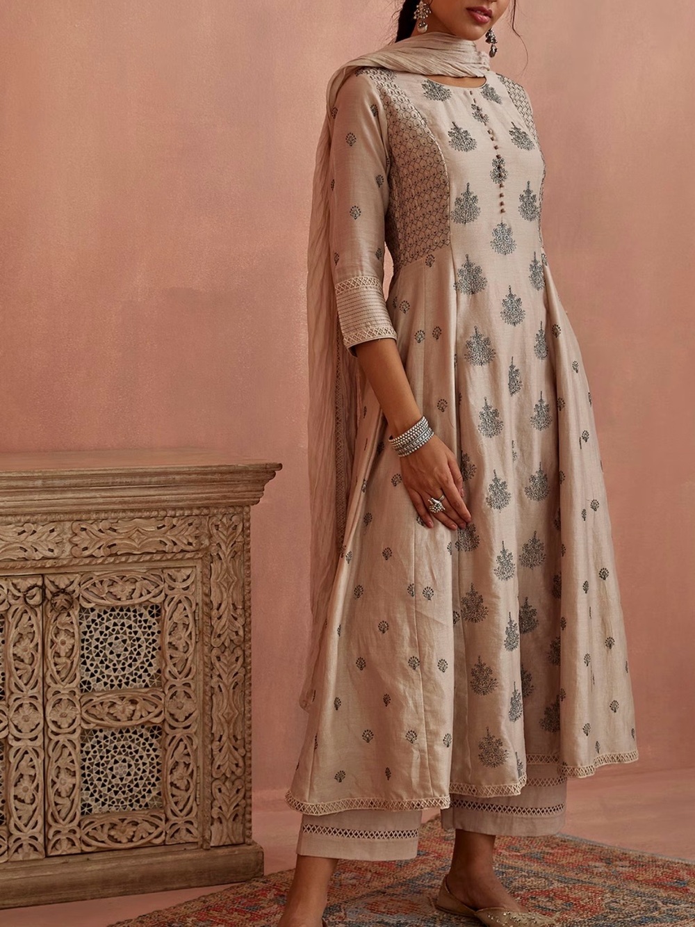 Kritika Dawar Anarkali